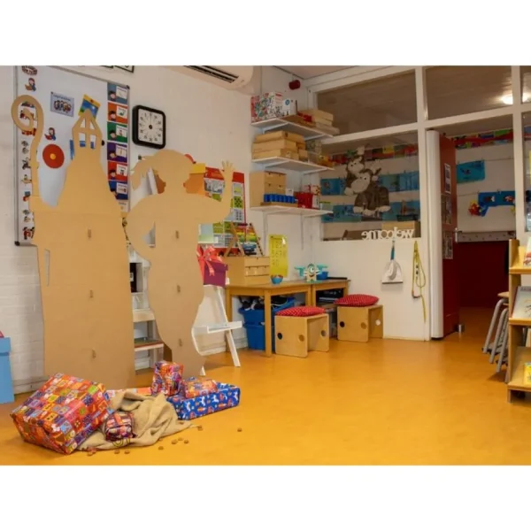Cheap KarTent Karton Lebensgrose Nikolaus Figur